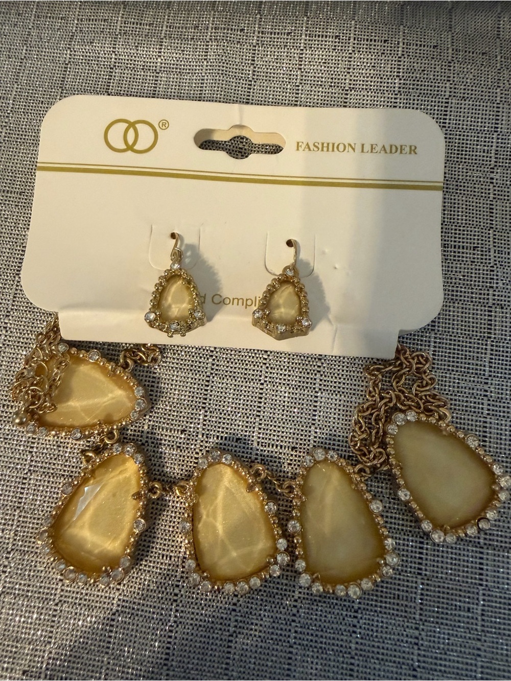 Gold & Cream Teardrop Necklace and Earring Set